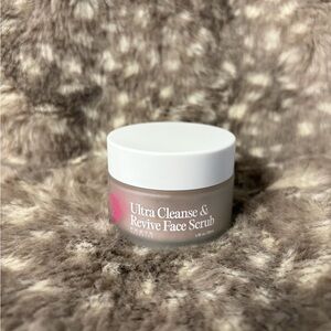 Froya Organics Ultra Cleanse & Revive Face Scrub